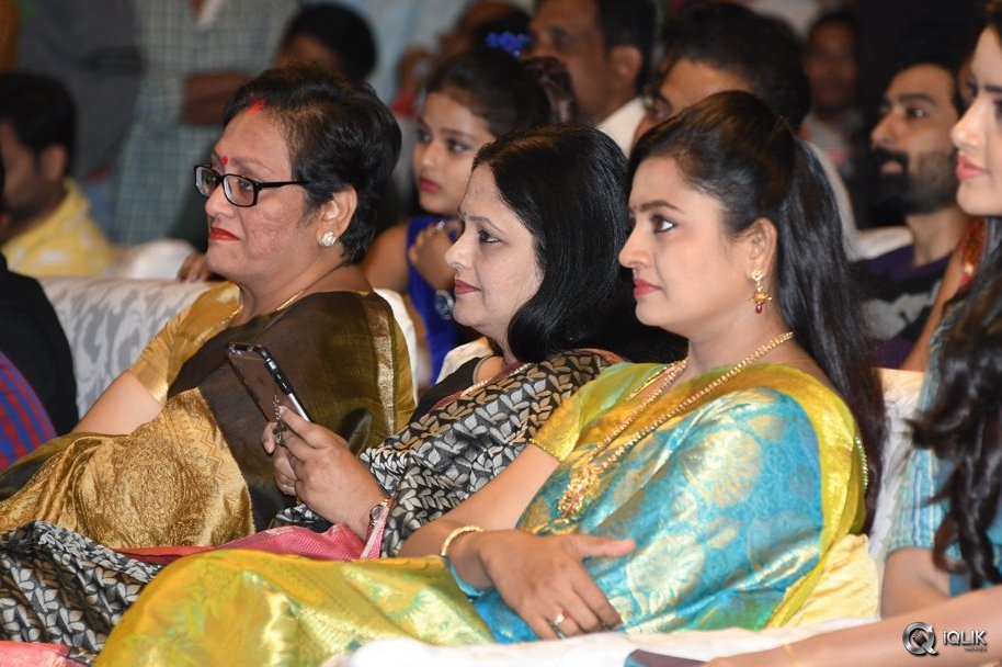 Shatamanam-Bhavati-Movie-Audio-Launch